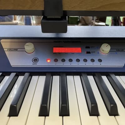 Crumar Seventeen 73-Key Digital Piano 2022 - Present - Blue / Black image 4