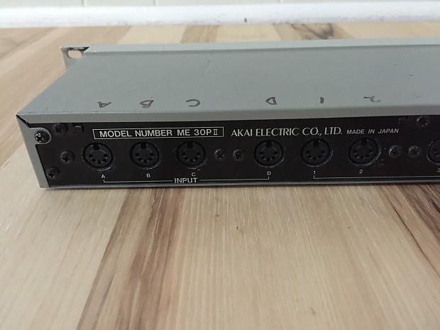 Akai ME30PII Programmable Rack Mount Midi Patch Bay *Works