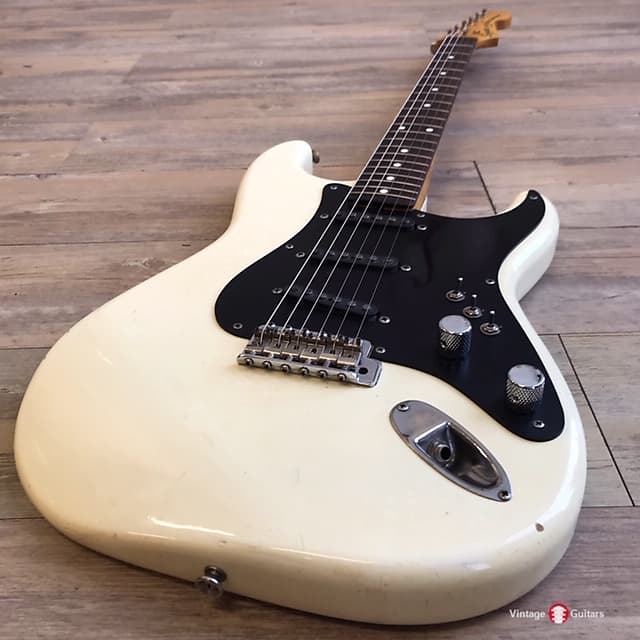 Squier JV 1982 Jeff Beck Stratocaster 希少 - メルカリ