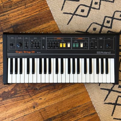 1983 Roland RS-09 Organ/Strings 09