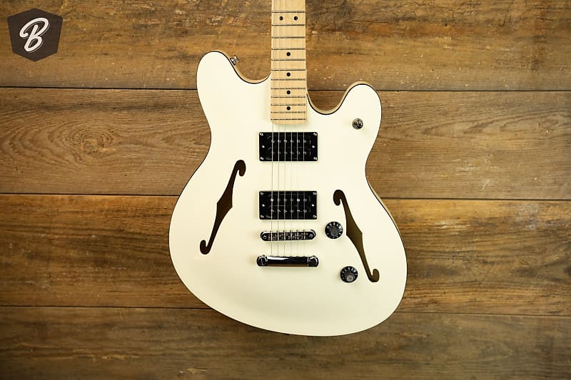 Squier Affinity Starcaster 037-0590-505 Maple board, Olympic White Guitar  by Fender w/gig bag