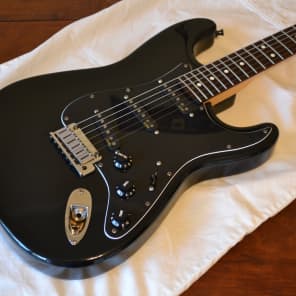 1999 Fender American Standard Stratocaster All Black image 2