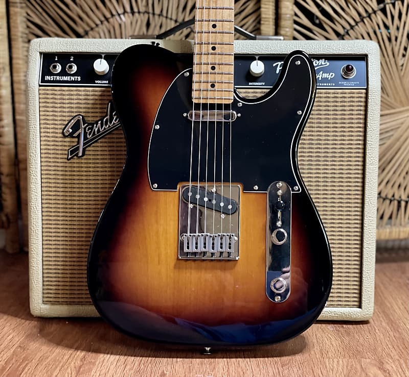 Fender Telecaster Sunburst, Nashville Body, Roasted Maple Neck image 1
