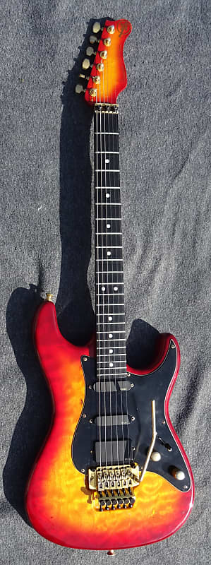 Valley Arts Steve Lukather Model with Signature 1991