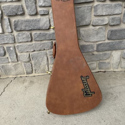 Gibson Flying V 2018 left handed - Aged Cherry - w/ factory photo image 22