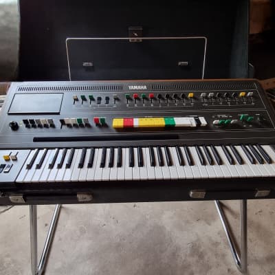 Yamaha CS-60 Polyphonic Synthesizer 1977 - Black
