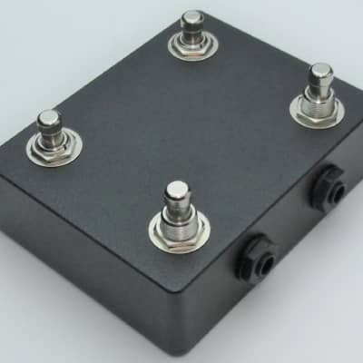 MM4B Four Button Momentary Remote Footswitch Pedal for Kemper and other effects image 4