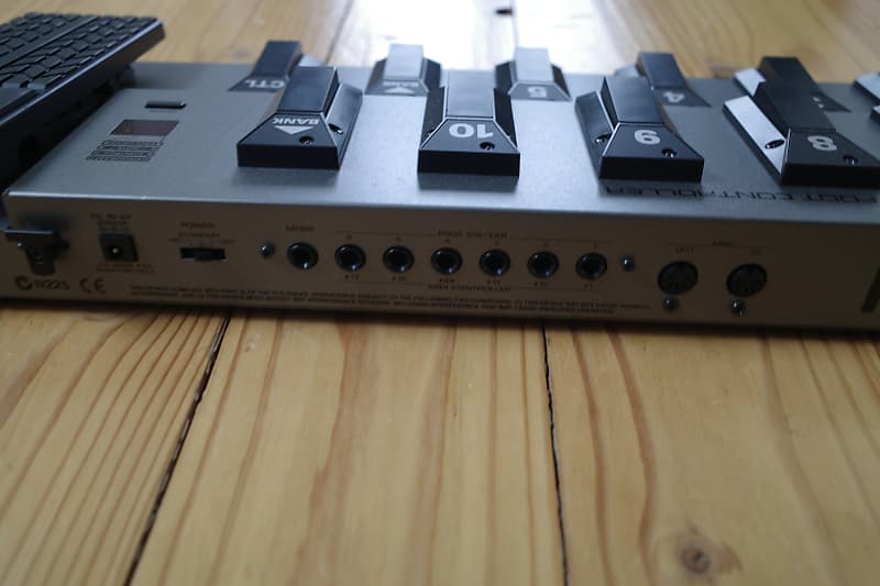 Boss FC-200 MIDI Foot Controller | Reverb