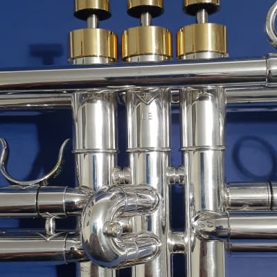 Getzen Eterna Large Bore 900S Model Silver Trumpet, Mouthpiece & Original case 1992-1994 Silver Plat image 17
