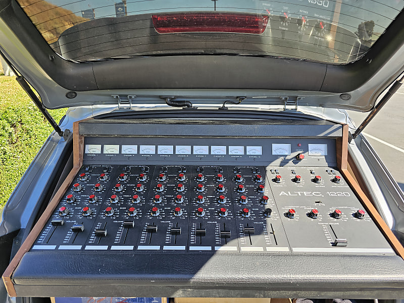 Altec 1220 10Channel Analog Mixing Studio Console Reverb
