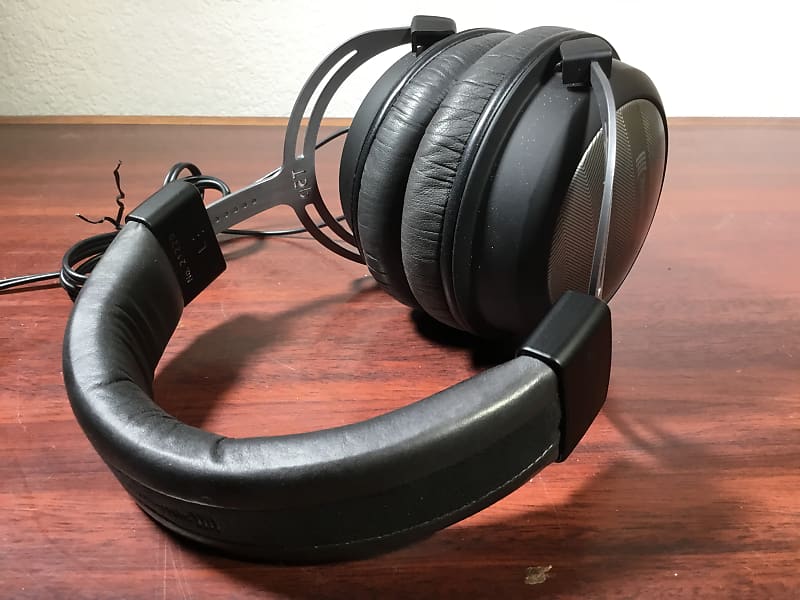 Beyerdynamic T5P 1st Generation | Reverb Beyerdynamic T5P 1st Generation | Reverb
