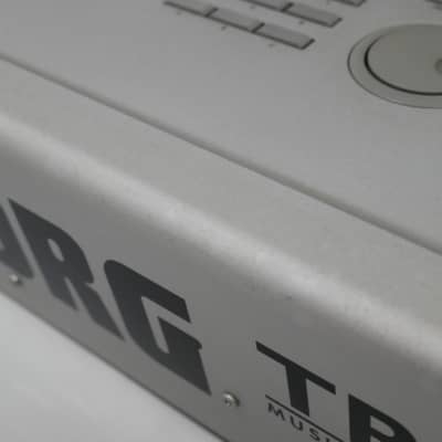 KORG Triton 61 image 15