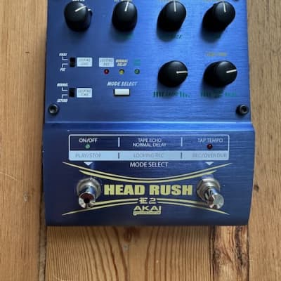 Akai E2 Headrush Delay/Looper