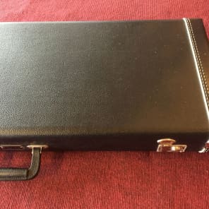Fender Strat/Tele Plush G&G Hard Case Black image 6