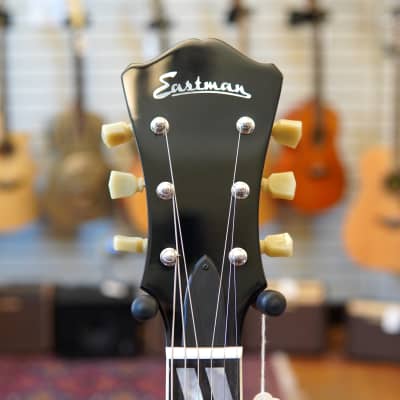 Eastman AR372CE-SB Archtop Electric Guitar Sunburst w/Kent Armstrong Pickups, Hard Case image 7