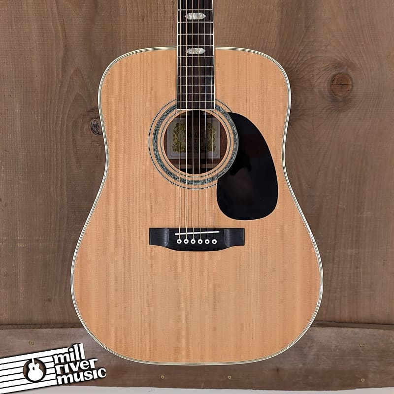 Suzuki F-200 Three S Acoustic Guitar w/ Hard Case Used