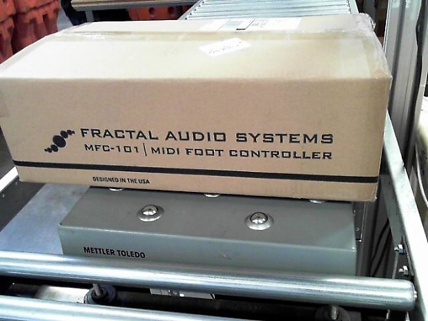 Fractal Audio MFC-101 Mark III MIDI Foot Controller for | Reverb