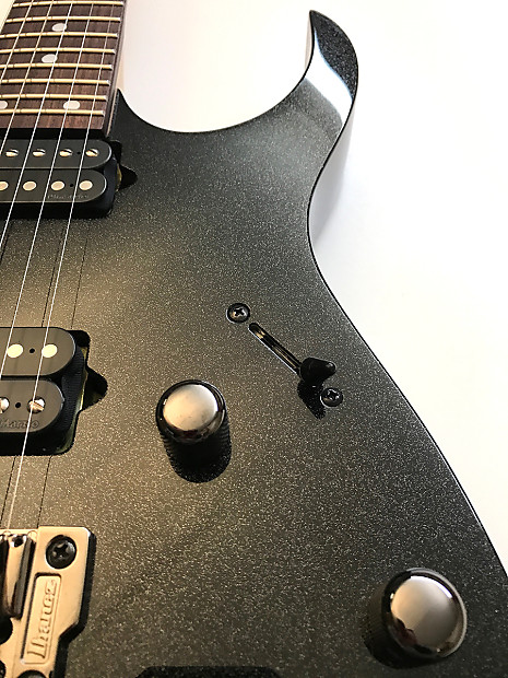 Ibanez RG652 Prestige Electric Guitar - Galaxy Black w/ OHSC Ibanez RG652 Prestige Electric Guitar - Galaxy Black w/ OHSC