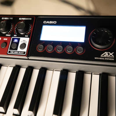 Casio CT-S1000V Casiotone 61-Key Vocal Synthesizer Keyboard image 2