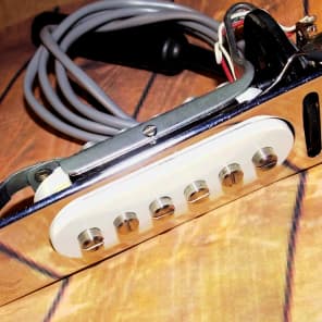 DeArmond 210 Acoustic Guitar Sound Hole Pickup 6 Adjustable | Reverb