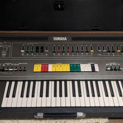Yamaha CS-50 Polyphonic Synthesizer 1977 - Black