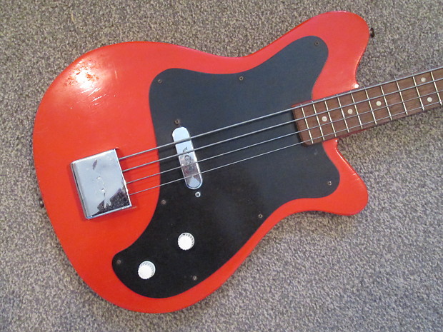 Vox clubman bass top