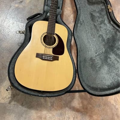 Simon & Patrick 6 Mahogany Spruce Dreadnought Acoustic Guitar