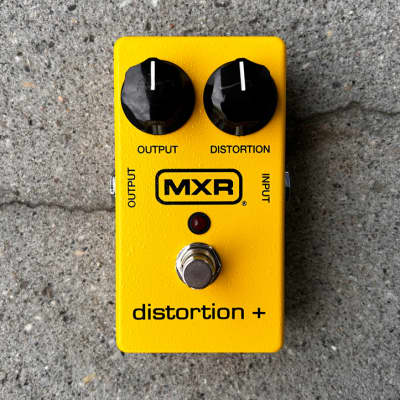 MXR M104 Distortion +