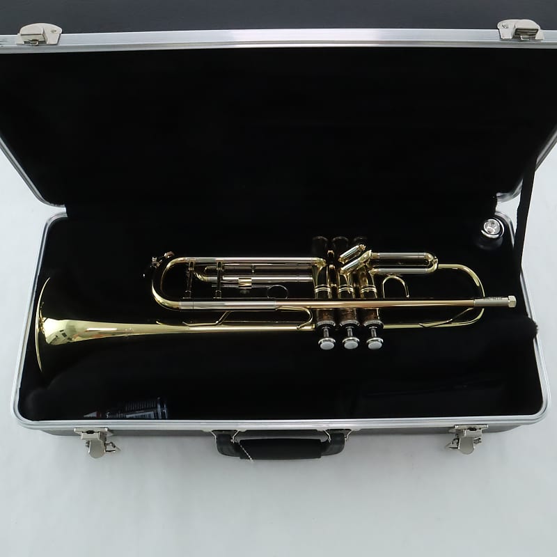Bach Model BTR301 Premium Student Trumpet SN T19686 SUPERB Reverb