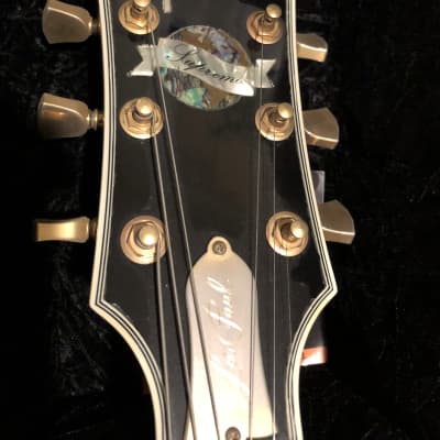 Gibson Les Paul Supreme Electric Guitar image 2
