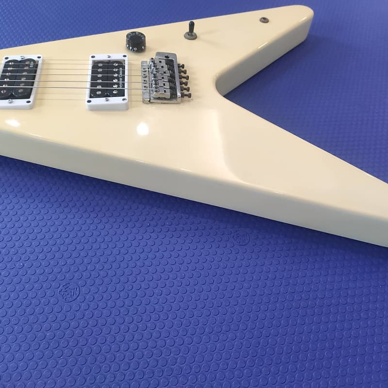 [Xmas Discount] Veary Early ESP Navigator Flying V MIJ JAPAN - 1983~ White  Cream