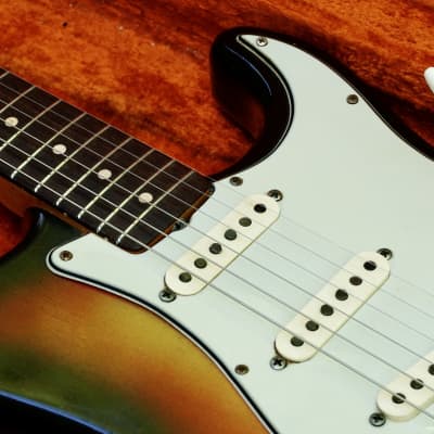 Fender Stratocaster 1965 Sunburst 65/64 Specs L Series One Owner Uncirculated OHSC Free Shipping 48 CONUS image 2