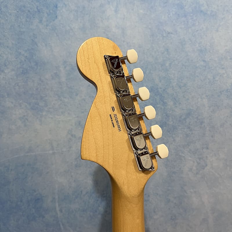 2023 Fender Japan Mustang White Red FSR Limited Competition