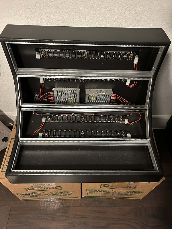 NONE Eurorack 4x80HP Powered Case Black Reverb