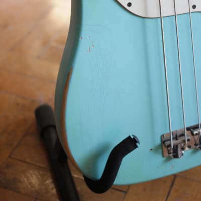 Fender Telecaster Bass 1972 Daphne Blue (Refinished); w/ case image 6