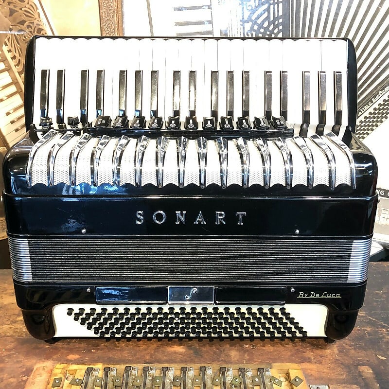 Sonart 4 Reed Accordion By DeLuca Reverb