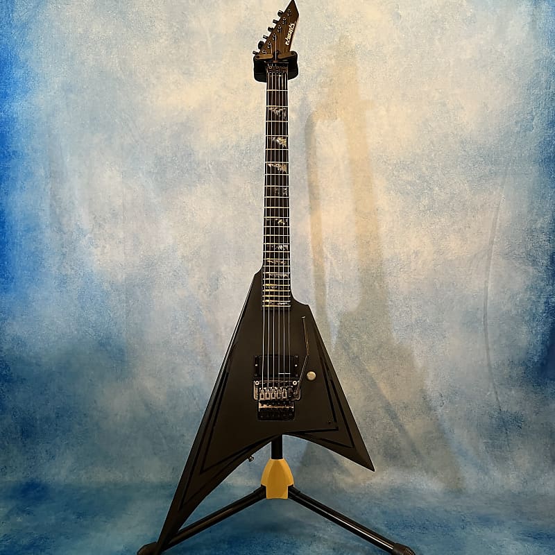 EDWARDS by ESP/Alexi Laihoモデル/BLACKY EDWARDS】Alexi Laihoのシグネイチャーモデル、BLACKYが