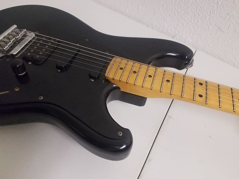 Ibanez Roadstar II 2 Black 1985 HSS Maple Fretboard MIJ Made