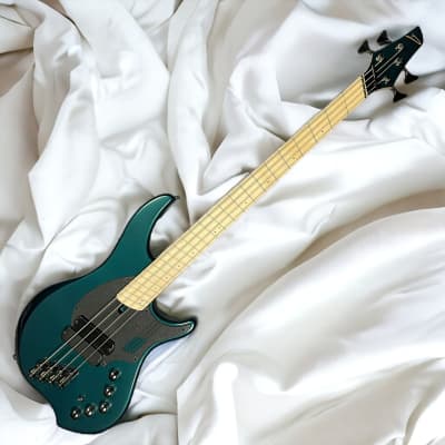 Dingwall NG-2 (4), Black Forrest Green / Maple *In Stock! image 2