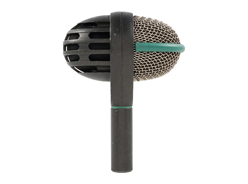 AKG D112 Large Diaphragm Dynamic Bass Drum Microphone | Reverb Canada