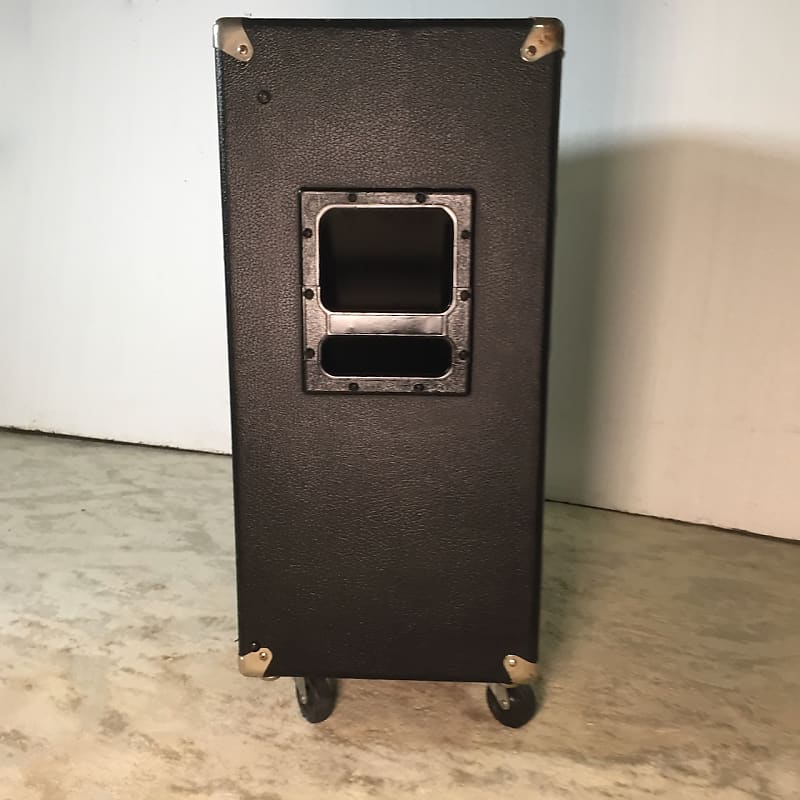 Fender 4x12 Speaker Cabinet, 16-Ohm, Closed Back, Upgraded Fender 4x12 Speaker Cabinet, 16-Ohm, Closed Back, Upgraded