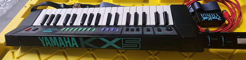 Yamaha KX5  Black image 1