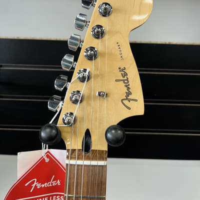 Fender Player Jaguar Bass - Candy Apple Red image 3