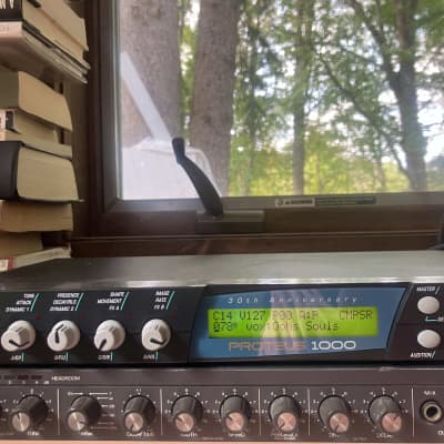 E-MU Systems Proteus 1000 '30th Anniversary' Rackmount 64-Voice Synthesizer 2002 - Black