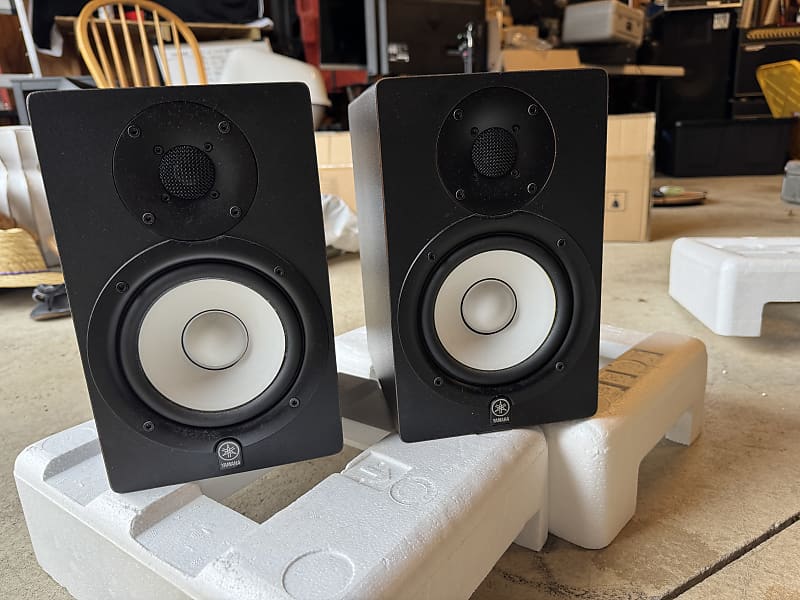 Yamaha HS50M Powered Studio Monitor (Pair) | Reverb