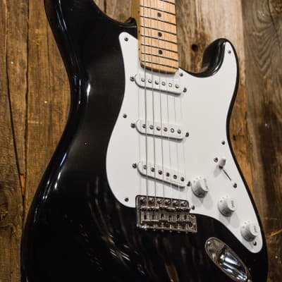 Fender Eric Clapton Artist Series Stratocaster with Vintage Noiseless Pickups Black image 11