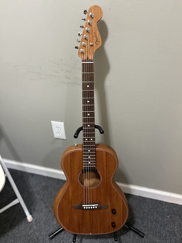 新品同様　fender highwayシリーズ　parlor オールマホガニー Fender Highway Series Parlor All-Mahogany エレアコギター