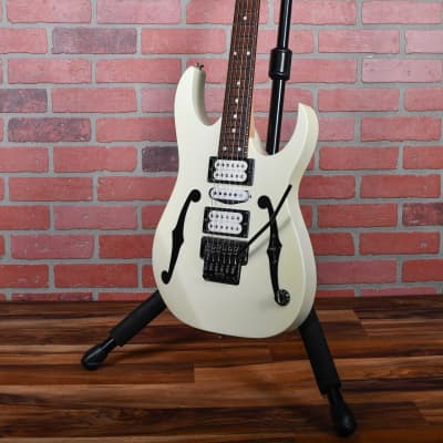 Ibanez PGM30-WH Paul Gilbert Signature with Edge Pro Tremolo White with Black F Holes Japan 2003 w/OHSC image 5
