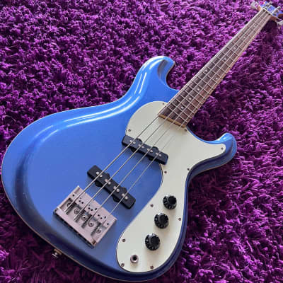Aria VCM-Junior The Ventures Model VMB-75 Bass Guitar