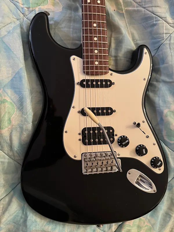 ギター Fender USA Stratocaster Highway One Fender Highway One Stratocaster Electric Guitar 3-Color